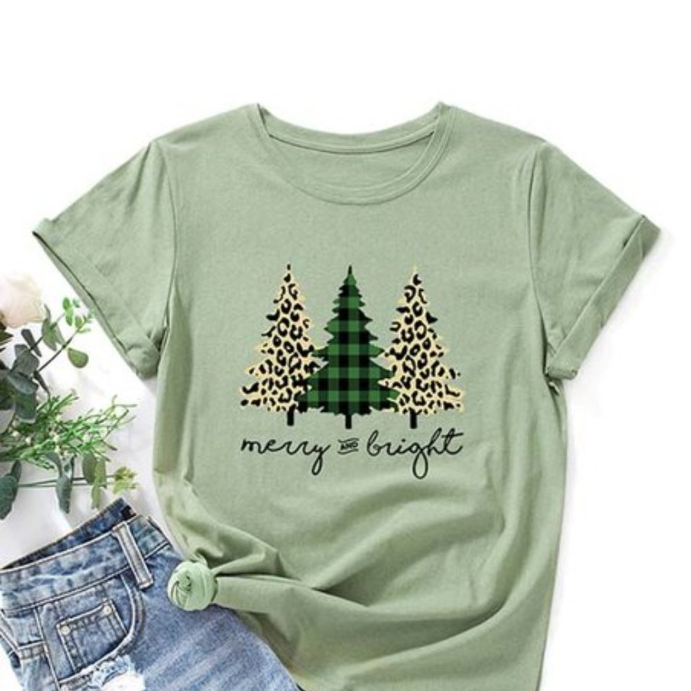 Olive Green 'Merry & Bright' Leopard and Plaid Trees Tee/NWT/XL